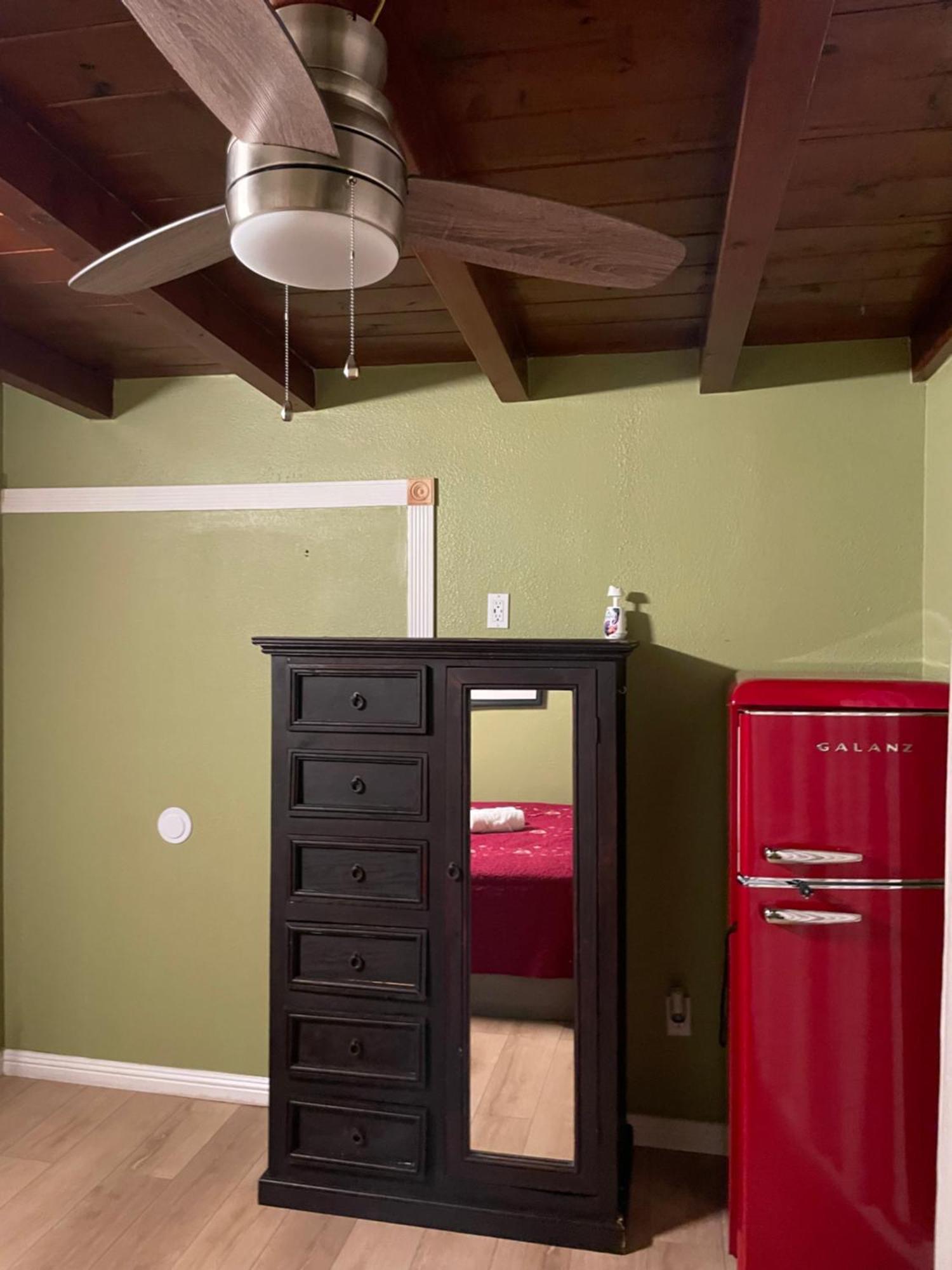 Private Room In La With Free Wifi And Tv With Shared Kitchen Los Ángeles Exterior foto